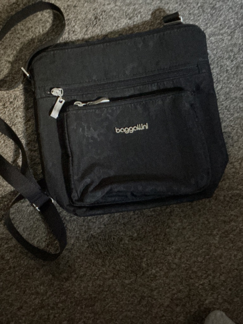 Baggalini Black Cheetah Crossbody Travel Organizer Zip Compartments